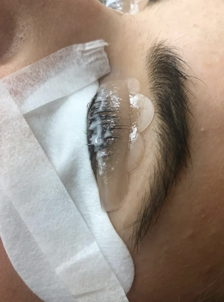 How Long Eyelash Extension Course Take